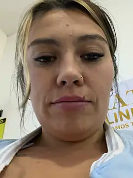 Czat XXX na żywo – LIZ-06_