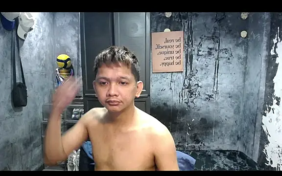 asianboi1111のライブXXXチャット