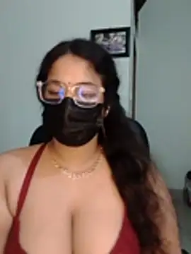 nosrat014's Live XXX Chat