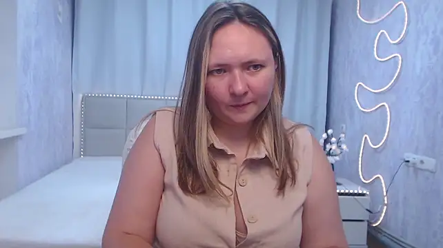 SallyVerda Chat XXX in diretta
