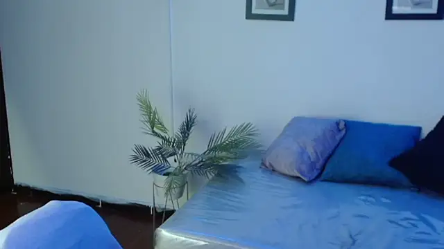Victoria-Moon Chat XXX in diretta