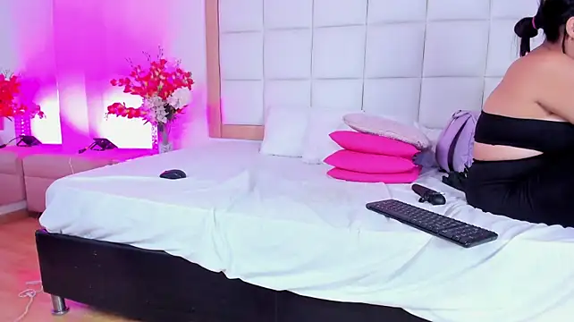SelenaBloommn Live XXX chat