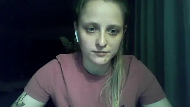 LeaWetGirl Adlı Modelin Canlı XXX Sohbeti