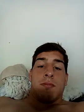 jhonluck2 Show in webcam