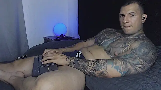 Shane_Clay Live XXX-chat