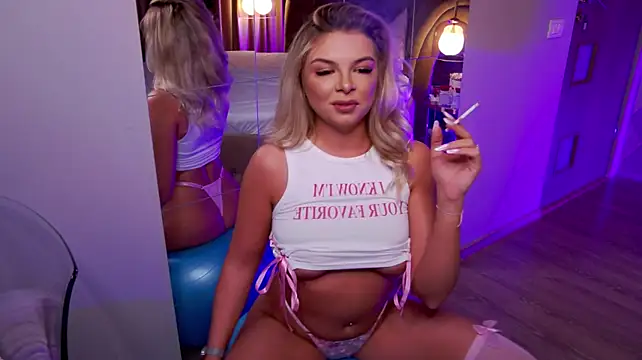 KimmBliss Live XXX-chat
