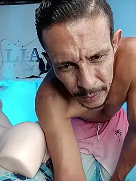 El_junior21n Live XXX chat