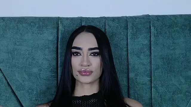sophieedear Adlı Modelin Canlı XXX Sohbeti