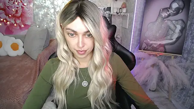 NickyAdamidi Live XXX-chat