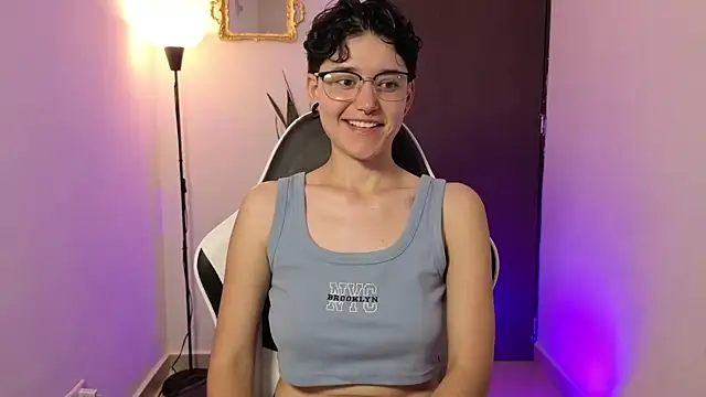 Chatroom XXX en direct de jeroharper_