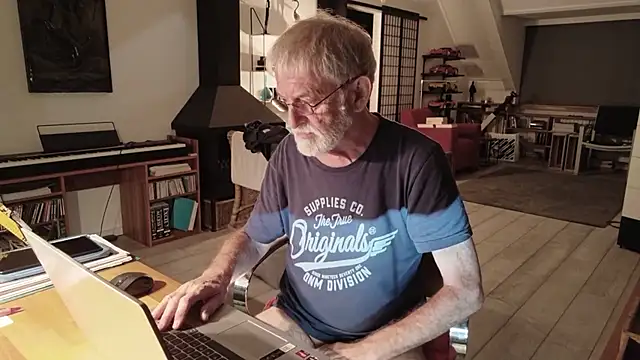 ewaldwillems99 Chat XXX live