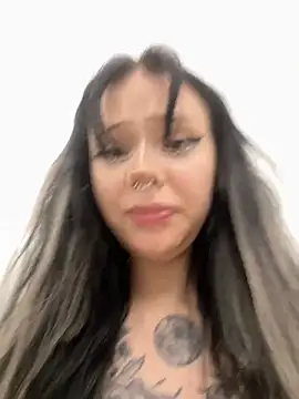 sukidaa Live XXX Chat