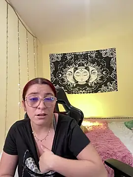 Fernanda__ Adlı Modelin Canlı XXX Sohbeti