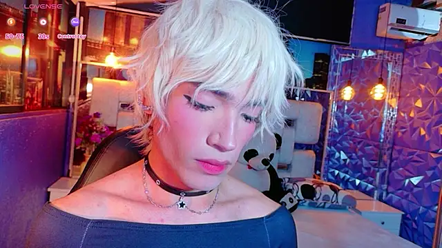 isaac_nova's Webcam Show