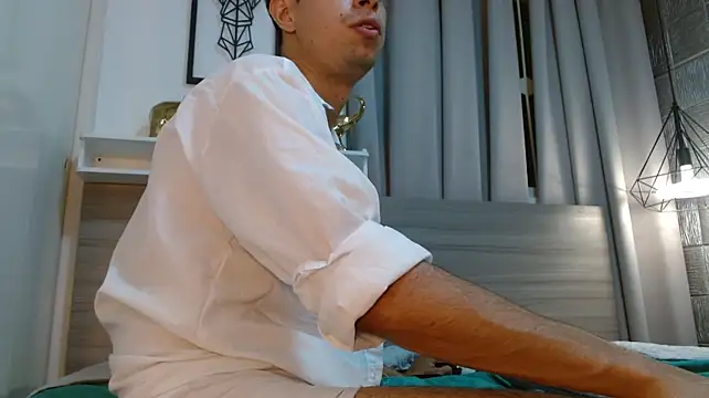 AlexVance_ XXX чат на живо