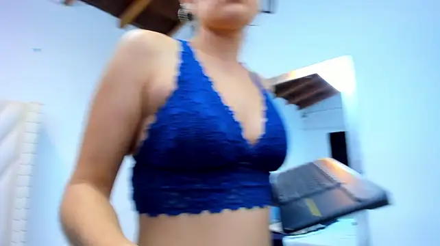 Paulynavera Live XXX-Chat