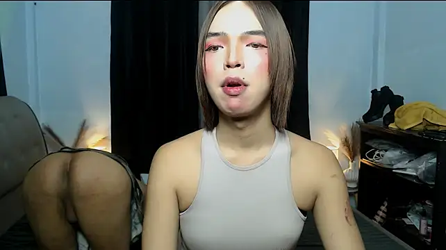 XXX chat uživo modela Redmill_collins