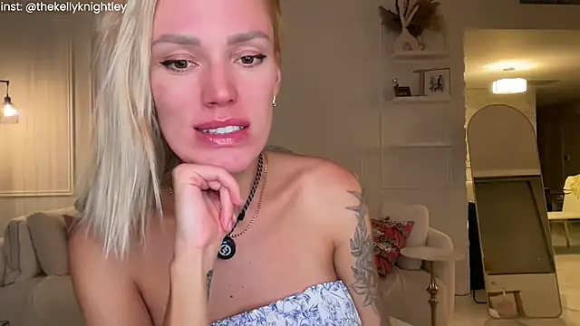 Ohbabykelly লাইভ XXX চ্যাট