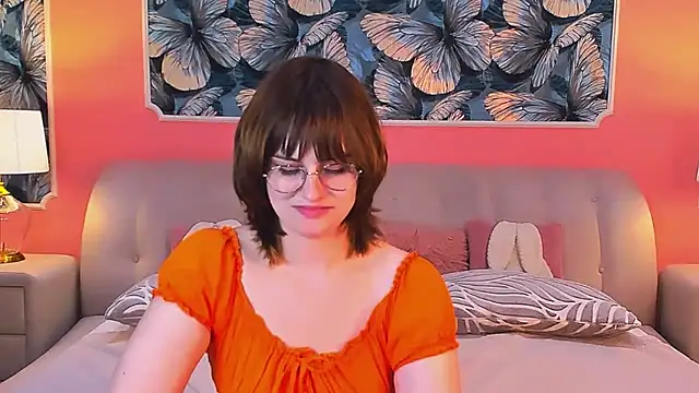 BEATRICE_LOWRY's Live XXX Chat