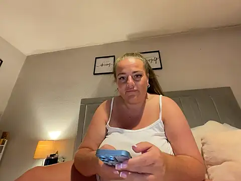 Bustygem_ 라이브 XXX 채팅