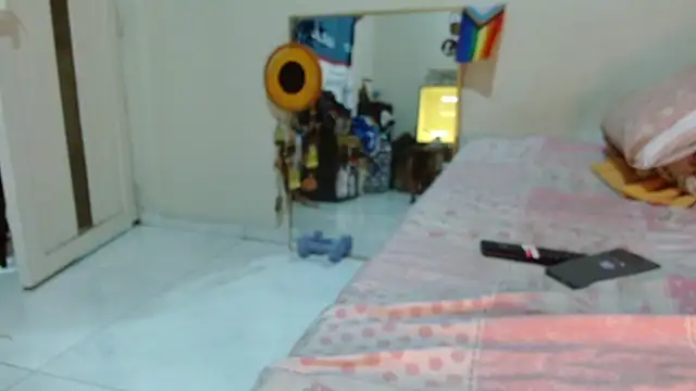 AlinaWoolf_ 现场XXX聊天
