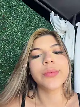 AngelBlushXXX's Webcam Show