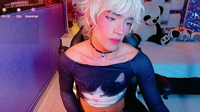 isaac_nova Show in webcam