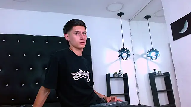 Živý XXX chat Max_Greys