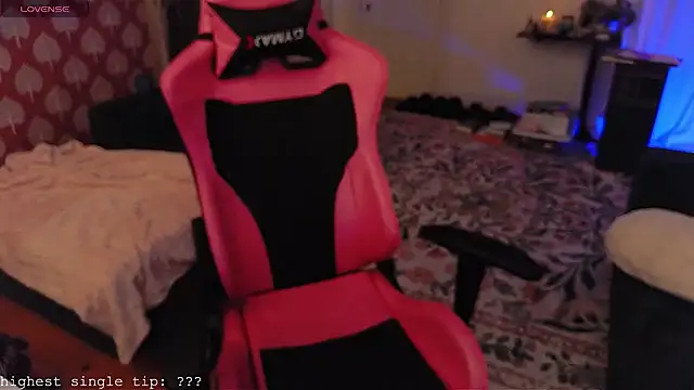 switchykitty's Live XXX Chat