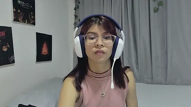 Sarah_Smitt_ Live XXX-chat