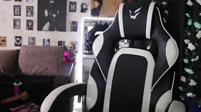 XXX chat uživo modela Kitty_goth