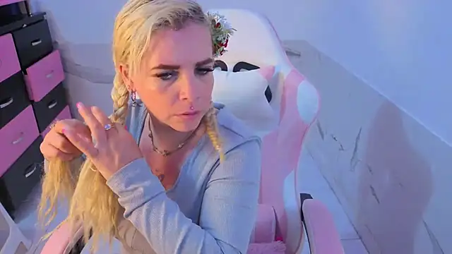 Chat XXX ao vivo de HannaBrave