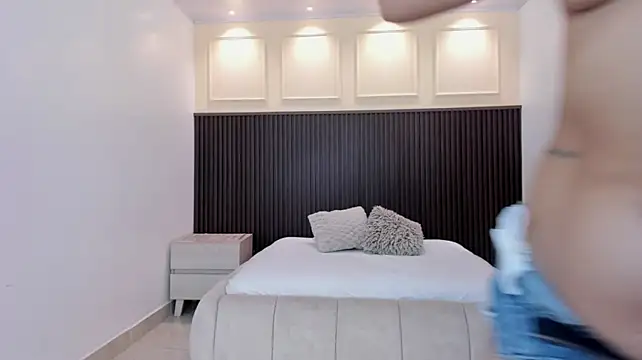 Chat XXX ao vivo de HELEN_DAVIS4