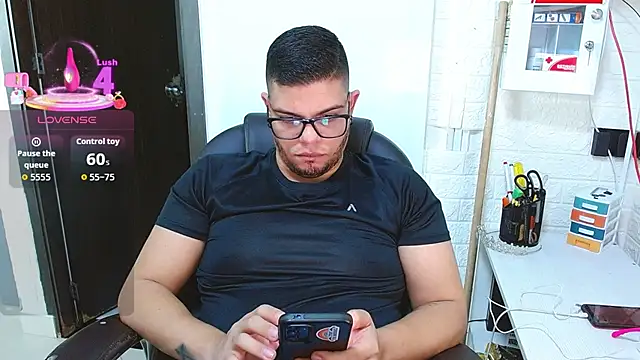 Czat XXX na żywo – Realjoel01