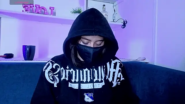 Darkness_jones_ élő XXX-chatje