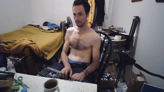 JohnnyMoves Adlı Modelin Canlı XXX Sohbeti