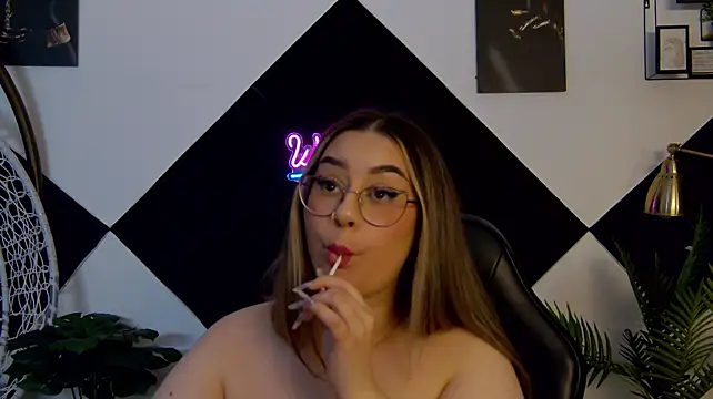 XXX chat uživo modela Katewalker_