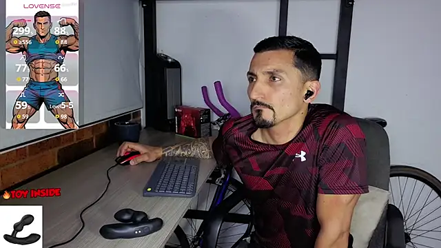 Chat XXX ao vivo de Marck_Muscle