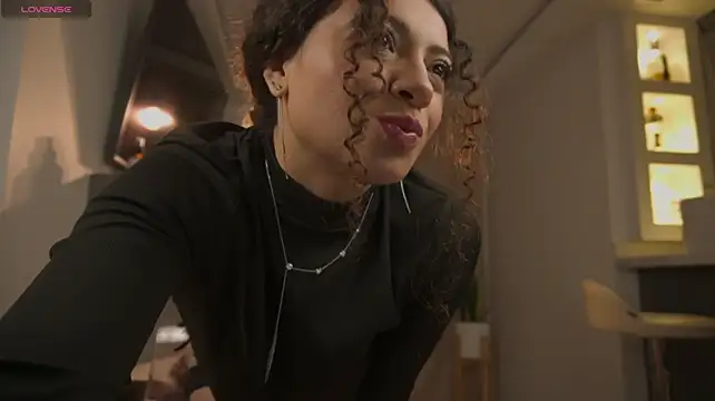 valeria_rosses Chat XXX in diretta