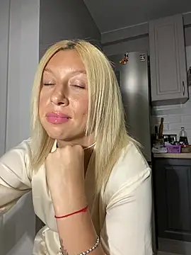 Онлайн чат XXX Kittie_Valentine