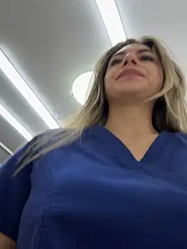 alicee16's Live XXX Chat