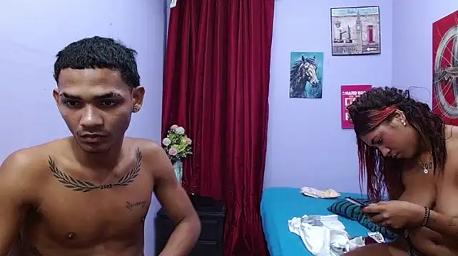 Онлайн чат XXX black_twinks
