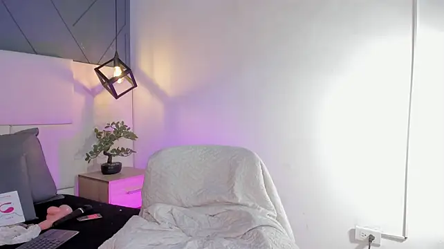 LadyLuminary's Live XXX Chat