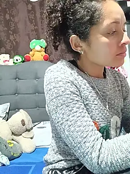 Estrella2001's Live XXX Chat