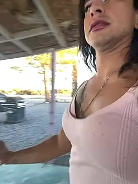 แชท XXX สดของ TranSexualJade95