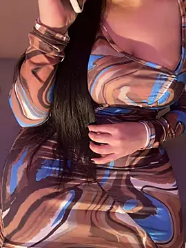 Choumokh3 Adlı Modelin Canlı XXX Sohbeti