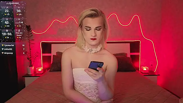 sexyblondee69 live XXX chat