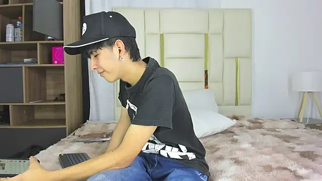 julian_xx 라이브 XXX 채팅