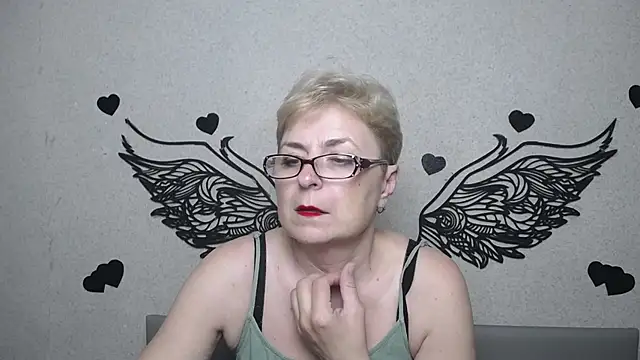 EmiliaGree Live XXX-Chat