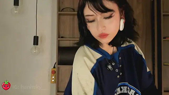 Chat XXX en directo de HannahSky_